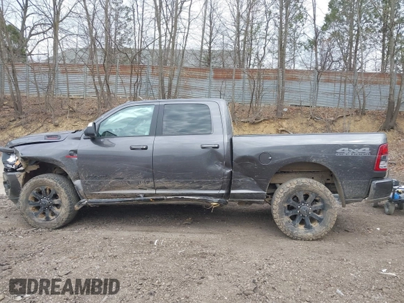 2020 Ram 2500 Big Horn with VIN 3C6UR5DL1LG261444, listed as a IAAI auction lot 41903347 with 56,693 mi miles. Bid and sale history available at carsss.com. Image 15.