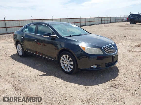 2013 Buick LaCrosse Premium 1 z VIN 1G4GF5E34DF264852, wystawiony jako IAAI lot #42272513 z przebiegiem 125 382 mil mil oraz . Historia ofert i sprzedaży dostępna na DreamBid. Obrazek 1.
