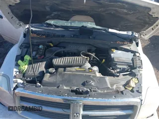 2005 Dodge Durango Limited with VIN 1D4HB58D05F582237, listed as a IAAI auction lot 41668155 with 326,485 mi miles and . Bid and sale history available at DreamBid. Image 10.
