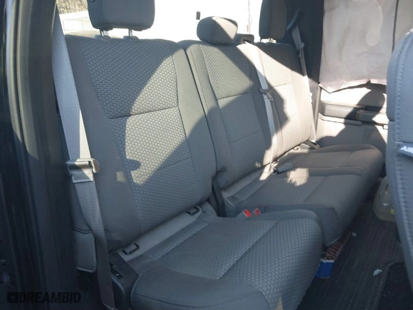 2018 Ford F-150 XL with VIN 1FTFX1E5XJKD28130, listed as a IAAI auction lot 41665157 with 88,042 mi miles. Bid and sale history available at carsss.com. Image 8.