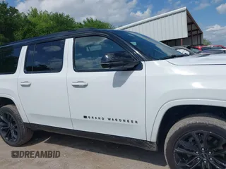 2024 Jeep Grand Wagoneer Series II с VIN 1C4SJSFP4RS127115, выставлен на аукционе IAAI как лот 42097396 с пробегом 45 680 миль миль и . История ставок и продаж доступна на DreamBid. Изображение 13.