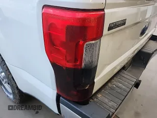 2017 Ford F-250 XL с VIN 1FT7W2A69HEE56119, выставлен на аукционе IAAI как лот 42584144 с пробегом 90 371 миль миль и . История ставок и продаж доступна на DreamBid. Изображение 4.
