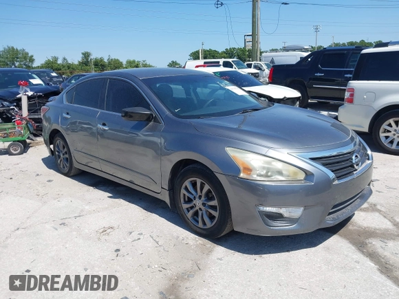 2015 Nissan Altima 2.5 SV with VIN 1N4AL3APXFC468016, listed as a IAAI auction lot 41791762 with 173,525 mi miles. Bid and sale history available at carsss.com. Image 1.