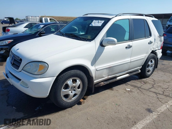2002 Mercedes-Benz M 320/430/500 with VIN 4JGAB54E02A345071, listed as a IAAI auction lot 42158686 with Not provided miles and . Bid and sale history available at DreamBid. Image 17.