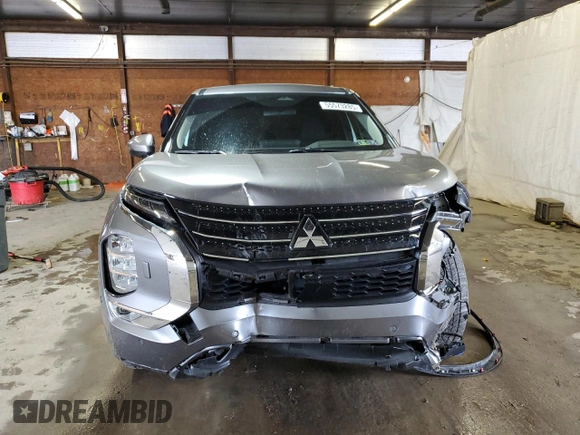 2022 Mitsubishi Outlander SE z VIN JA4J4UA82NZ012345, wystawiony jako Copart lot #55573285 z przebiegiem 35 172 mil mil oraz Szkoda całkowita • Salvage title. Historia ofert i sprzedaży dostępna na DreamBid. Obrazek 5.