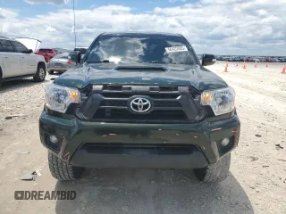 2012 Toyota Tacoma with VIN 3TMLU4EN6CM098434, listed as a Copart auction lot 56422005 with 151,228 mi miles and Salvage title. Bid and sale history available at DreamBid. Image 5.