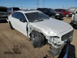 2020 Volvo S90 R-Design with VIN LVYA22MT5LP174097, listed as a Copart auction lot 87796705 with 43,079 mi miles and Salvage Title. Bid and sale history available at carsss.com. Image 4.