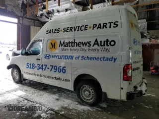 2018 Nissan NV Cargo S z VIN 1N6BF0LY5JN810069, wystawiony jako Copart lot #43775445 z przebiegiem 257 977 mil mil oraz Szkoda całkowita • Salvage title. Historia ofert i sprzedaży dostępna na DreamBid. Obrazek 2.