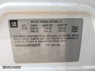 2016 Buick LaCrosse Sport Touring with VIN 1G4G45G39GF205576, listed as a IAAI auction lot 41972707 with 111,411 mi miles. Bid and sale history available at carsss.com. Image 9.