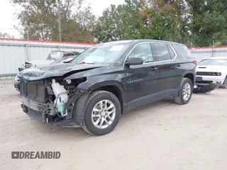 2021 Chevrolet Traverse LS z VIN 1GNERFKW1MJ103824, wystawiony jako IAAI lot #40975072 z przebiegiem 110 013 mil mil oraz . Historia ofert i sprzedaży dostępna na DreamBid. Obrazek 2.