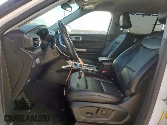 2022 Ford Explorer Limited with VIN 1FMSK7FH9NGA30472, listed as a Copart auction lot 61850155 with 48,201 mi miles and Salvage title. Bid and sale history available at DreamBid. Image 7.