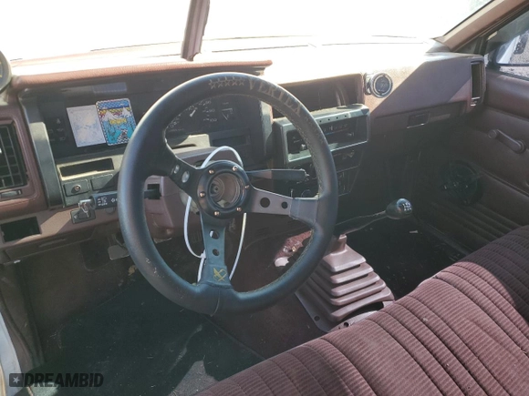 1992 Nissan Trucks 2WD XE with VIN 1N6SD11S3NC368761, listed as a Copart auction lot 77351994 with 2,033,236 mi miles and Clean Title. Bid and sale history available at carsss.com. Image 8.