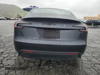 2025 Tesla Model 3 Long Range z VIN 5YJ3E1EA5SF900225, wystawiony jako Copart lot #48584355 z przebiegiem 4 869 mil mil oraz Szkoda całkowita • Salvage title. Historia ofert i sprzedaży dostępna na DreamBid. Obrazek 6.