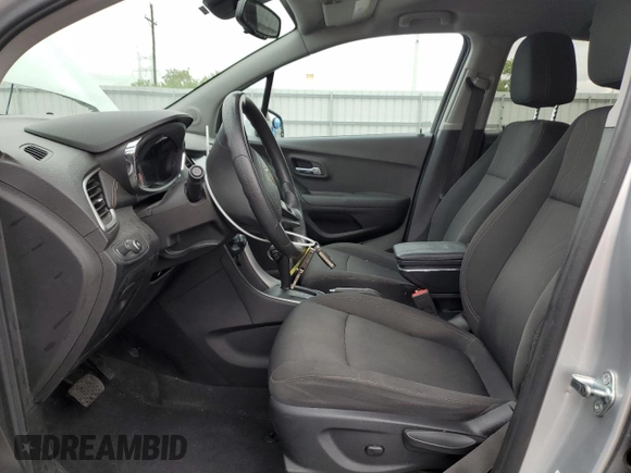 2017 Chevrolet Trax LT with VIN 3GNCJPSB6HL247790, listed as a Copart auction lot 54567685 with 68,689 mi miles and Salvage Title. Bid and sale history available at carsss.com. Image 7.