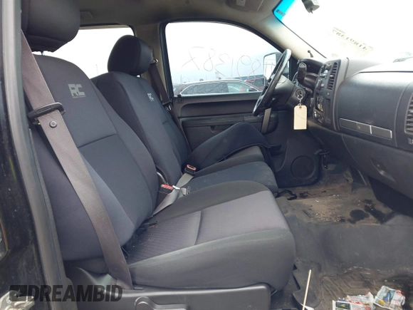 2012 Chevrolet Silverado 1500 LT with VIN 1GCPKSE7XCF113594, listed as a IAAI auction lot 41891387 with 228,768 mi miles and . Bid and sale history available at DreamBid. Image 5.