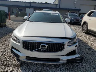 2017 Volvo V90 z VIN YV4A22NL5H1008353, wystawiony jako Copart lot #70598674 z przebiegiem 162 268 mil mil oraz Tytuł czysty. Historia ofert i sprzedaży dostępna na DreamBid. Obrazek 5.