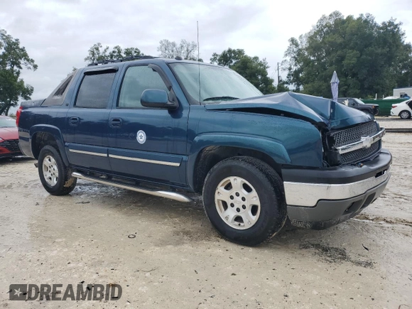 2005 Chevrolet Avalanche LS with VIN 3GNEC12Z95G145773, listed as a Copart auction lot 66265774 with 208,082 mi miles and Non Repairable. Bid and sale history available at carsss.com. Image 4.