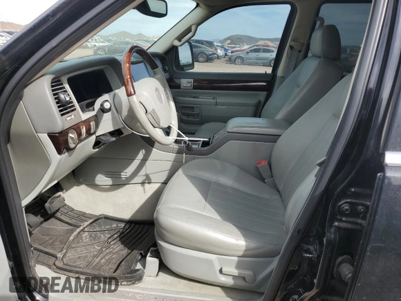 2003 Lincoln Aviator Premium with VIN 5LMEU78H33ZJ31980, listed as a Copart auction lot 47683995 with 94,403 mi miles and Clean title. Bid and sale history available at DreamBid. Image 7.