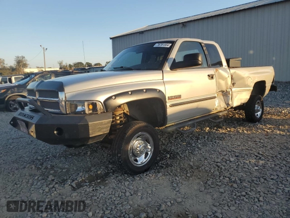 1999 Dodge Ram 2500 with VIN 1B7KF2367XJ615880, listed as a Copart auction lot 76781554 with 318,125 mi miles and Salvage Title. Bid and sale history available at carsss.com. Image 1.