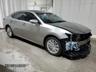 2015 Lexus ES 330 with VIN JTHBK1GG8F2201135, listed as a Copart auction lot 52080285 with 95,544 mi miles and Salvage Title. Bid and sale history available at DreamBid. Image 4.