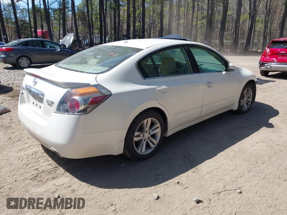 2010 Nissan Altima 3.5 SR with VIN 1N4BL2AP8AN538141, listed as a IAAI auction lot 41886965 with 156,364 mi miles. Bid and sale history available at carsss.com. Image 4.