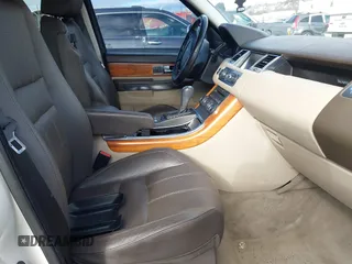 2010 Land Rover Range Rover Sport HSE Lux с VIN SALSK2D42AA227108, выставлен на аукционе IAAI как лот 41497727 с пробегом 117 562 миль миль и . История ставок и продаж доступна на DreamBid. Изображение 5.