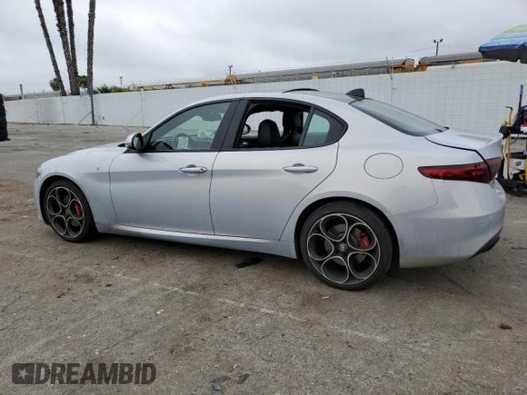2022 Alfa Romeo Giulia Ti with VIN ZARFAMBN3N7660285, listed as a Copart auction lot 55063053 with 7,732 mi miles. Bid and sale history available at carsss.com. Image 2.