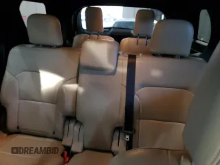 2018 Ford Explorer z VIN 1FM5K8BH1JGC01881, wystawiony jako Copart lot #83747304 z przebiegiem 130 218 mil mil oraz Czysty tytuł • Clean title. Historia ofert i sprzedaży dostępna na DreamBid. Obrazek 10.