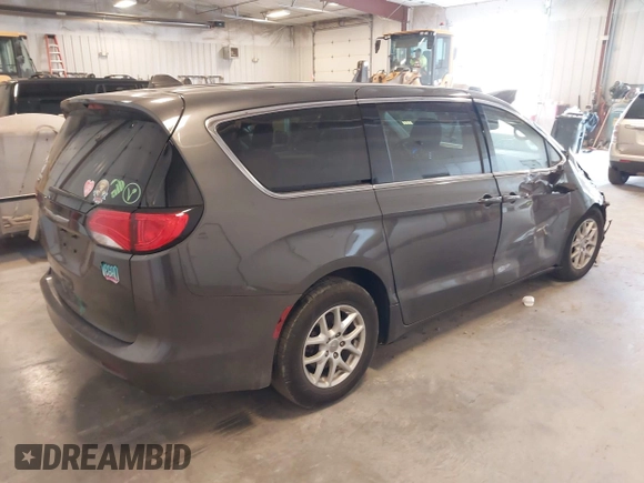 2017 Chrysler Pacifica Touring with VIN 2C4RC1DGXHR502480, listed as a IAAI auction lot 41888752 with 134,923 mi miles and . Bid and sale history available at DreamBid. Image 4.