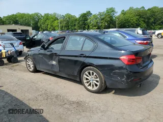 2018 BMW 3 Series 320i xDrive z VIN WBA8A3C50JA489629, wystawiony jako Copart lot #59535745 z przebiegiem 75 941 mil mil oraz Szkoda całkowita • Salvage title. Historia ofert i sprzedaży dostępna na DreamBid. Obrazek 2.