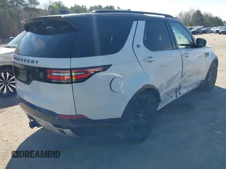 2019 Land Rover Discovery HSE Luxury with VIN SALRT2RK8KA080555, listed as a IAAI auction lot 41833340 with 122,111 mi miles. Bid and sale history available at carsss.com. Image 4.