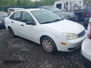 2005 Ford Focus S with VIN 1FAFP34N55W206048, listed as a IAAI auction lot 42293744 with Not provided miles and . Bid and sale history available at DreamBid. Image 1.