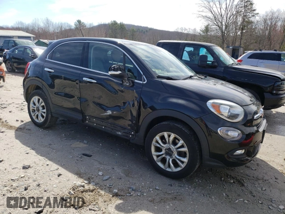 2016 FIAT 500X Lounge z VIN ZFBCFYDT4GP395562, wystawiony jako Copart lot #52273235 z przebiegiem 150 036 mil mil oraz Szkody całkowita. Historia ofert i sprzedaży dostępna na DreamBid. Obrazek 4.