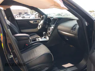 2017 Infiniti QX70 with VIN JN8CS1MW1HM410293, listed as a IAAI auction lot 41689343 with 149,823 mi miles and . Bid and sale history available at DreamBid. Image 5.