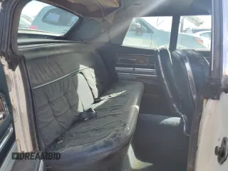 1967 Ford Thunderbird с VIN 7Y84Q116488, выставлен на аукционе Copart как лот 76255654 с пробегом 68 392 миль миль и На запчасти • Non repairable. История ставок и продаж доступна на DreamBid. Изображение 10.