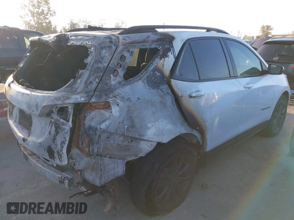 2023 Chevrolet Equinox RS z VIN 3GNAXMEG5PS145669, wystawiony jako IAAI lot #40357919 z przebiegiem 42 682 mil mil oraz . Historia ofert i sprzedaży dostępna na DreamBid. Obrazek 4.