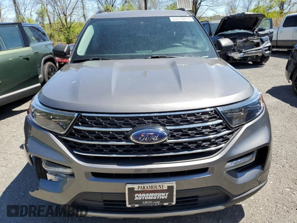 2021 Ford Explorer XLT z VIN 1FMSK8DH1MGA29114, wystawiony jako Copart lot #55319215 z przebiegiem 51 371 mil mil oraz Szkoda całkowita • Salvage title. Historia ofert i sprzedaży dostępna na DreamBid. Obrazek 5.