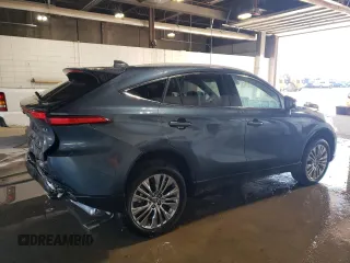 2024 Toyota Venza LE with VIN JTEAAAAH9RJ160330, listed as a Copart auction lot 72745454 with 5,620 mi miles and Salvage Title. Bid and sale history available at carsss.com. Image 3.