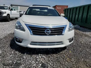 2014 Nissan Altima 2.5 with VIN 1N4AL3AP4EC184699, listed as a Copart auction lot 51177715 with 110,285 mi miles and Salvage Title. Bid and sale history available at carsss.com. Image 5.