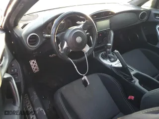 2017 Toyota 86 with VIN JF1ZNAA11H8711313, listed as a Copart auction lot 73001634 with 83,211 mi miles and Clean Title. Bid and sale history available at carsss.com. Image 8.