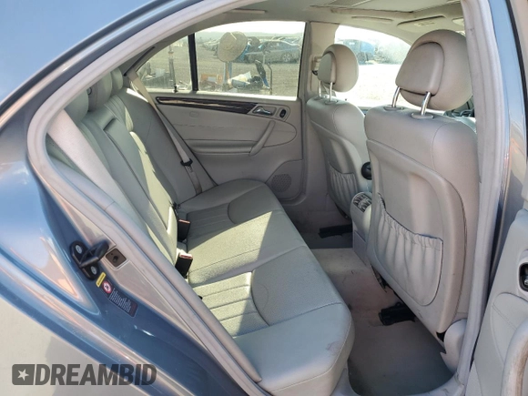 2005 Mercedes-Benz C 240 with VIN WDBRF61J45A719428, listed as a Copart auction lot 88686195 with 95,482 mi miles and Salvage Title. Bid and sale history available at DreamBid. Image 10.
