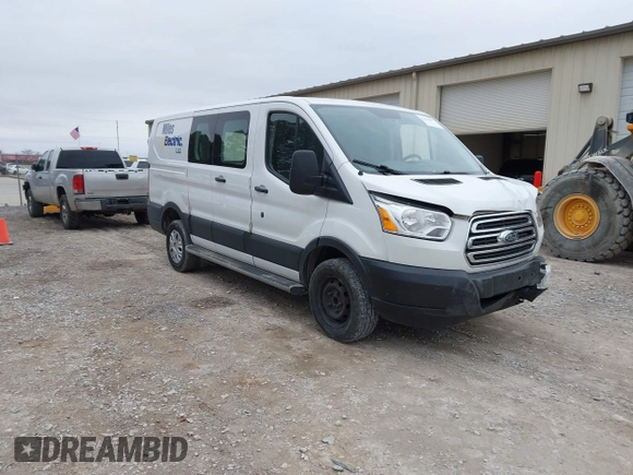 2019 Ford Transit с VIN 1FTYR1ZM8KKB50045, выставлен на аукционе IAAI как лот 41467897 с пробегом 106 525 миль миль и . История ставок и продаж доступна на DreamBid. Изображение 1.