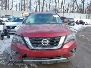 2017 Nissan Pathfinder SV with VIN 5N1DR2MMXHC904184, listed as a IAAI auction lot 41369202 with 85,427 mi miles. Bid and sale history available at carsss.com. Image 13.