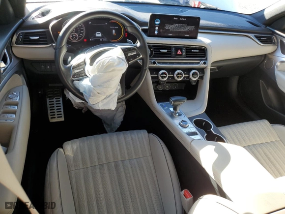 2022 Genesis G70 3.3T with VIN KMTG54TE3NU084590, listed as a Copart auction lot 46709275 with 21,664 mi miles and Salvage Title. Bid and sale history available at carsss.com. Image 8.