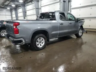 2019 Chevrolet Silverado 1500 Work Truck with VIN 1GCRYAEHXKZ272171, listed as a Copart auction lot 86527254 with 113,898 mi miles and Salvage Title. Bid and sale history available at carsss.com. Image 3.
