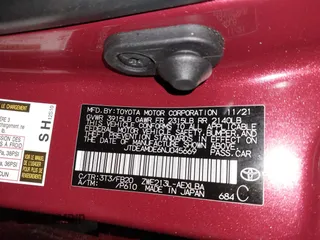2022 Toyota Corolla Hybrid LE with VIN JTDEAMDE6NJ045669, listed as a IAAI auction lot 41740673 with 37,188 mi miles. Bid and sale history available at carsss.com. Image 9.