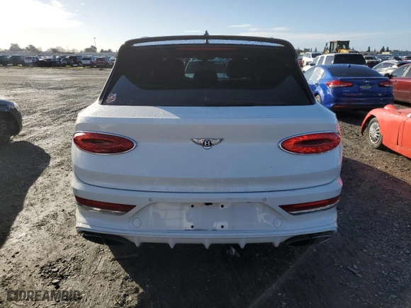 2022 Bentley Bentayga V8 with VIN SJAAM2ZVXNC012070, listed as a Copart auction lot 45564595 with NaN miles and Clean Title. Bid and sale history available at carsss.com. Image 6.