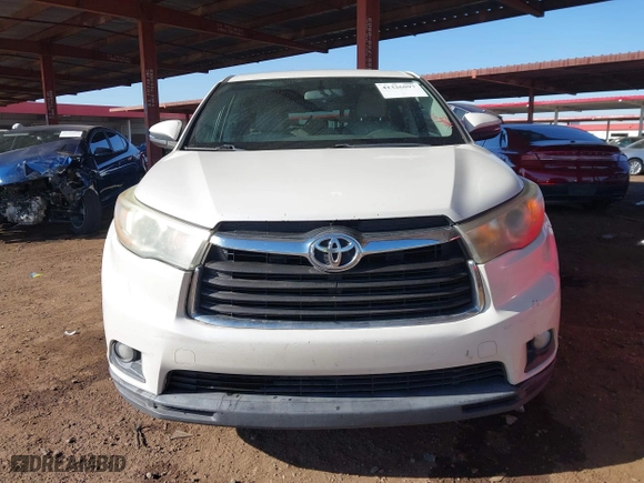 2015 Toyota Highlander LE with VIN 5TDBKRFH5FS115459, listed as a IAAI auction lot 41326097 with 158,574 mi miles. Bid and sale history available at carsss.com. Image 12.