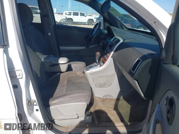 2008 Chevrolet Equinox LT with VIN 2CNDL33F186341321, listed as a IAAI auction lot 41998593 with 118,768 mi miles. Bid and sale history available at carsss.com. Image 5.