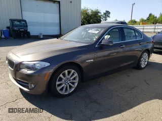2013 BMW 5 Series 528i xDrive with VIN WBAXH5C57DD107991, listed as a Copart auction lot 64690135 with 152,252 mi miles and Clean title. Bid and sale history available at DreamBid. Image 1.